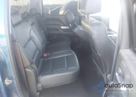 2015 Chevrolet Silverado 1500 1Lt z USA, uszkodzony, nr VIN 3GCUKREC7FG200431